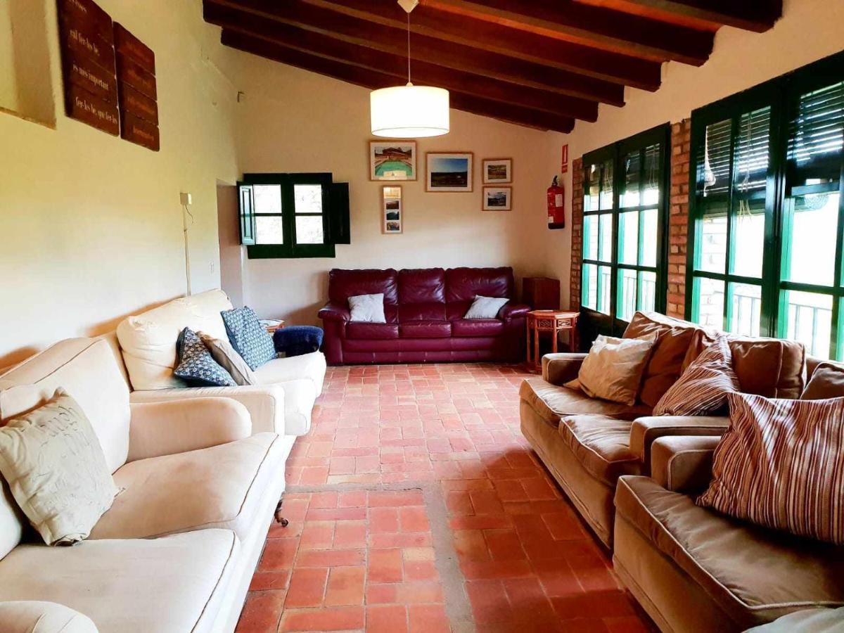 Masia Para Grupos Con Piscina Privada28 Pax Cabanelles Екстер'єр фото