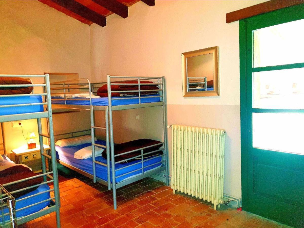 Masia Para Grupos Con Piscina Privada28 Pax Cabanelles Екстер'єр фото